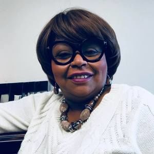 Meet your Posher, Veronica